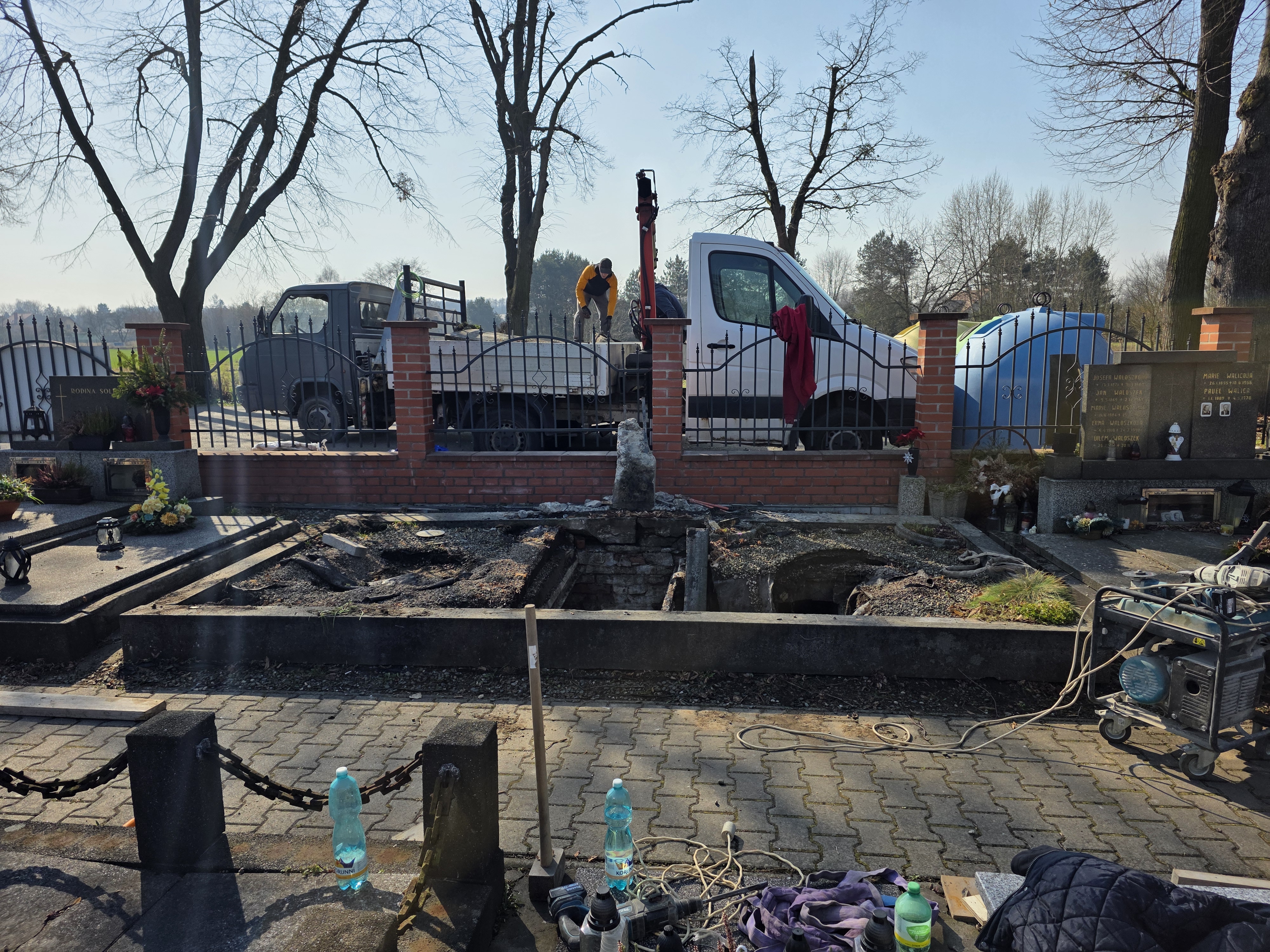 Realizace dvojhrobu – fotografie 3